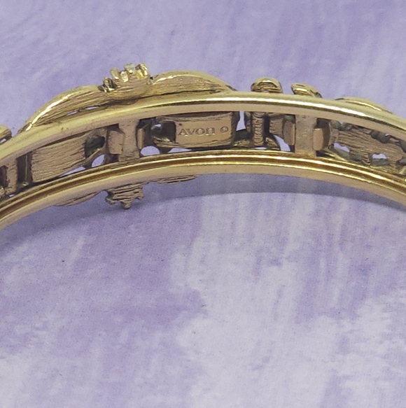 Vintage Avon 1974 Queensbury Victorian Style Revival bracelet - Picture 6 of 9